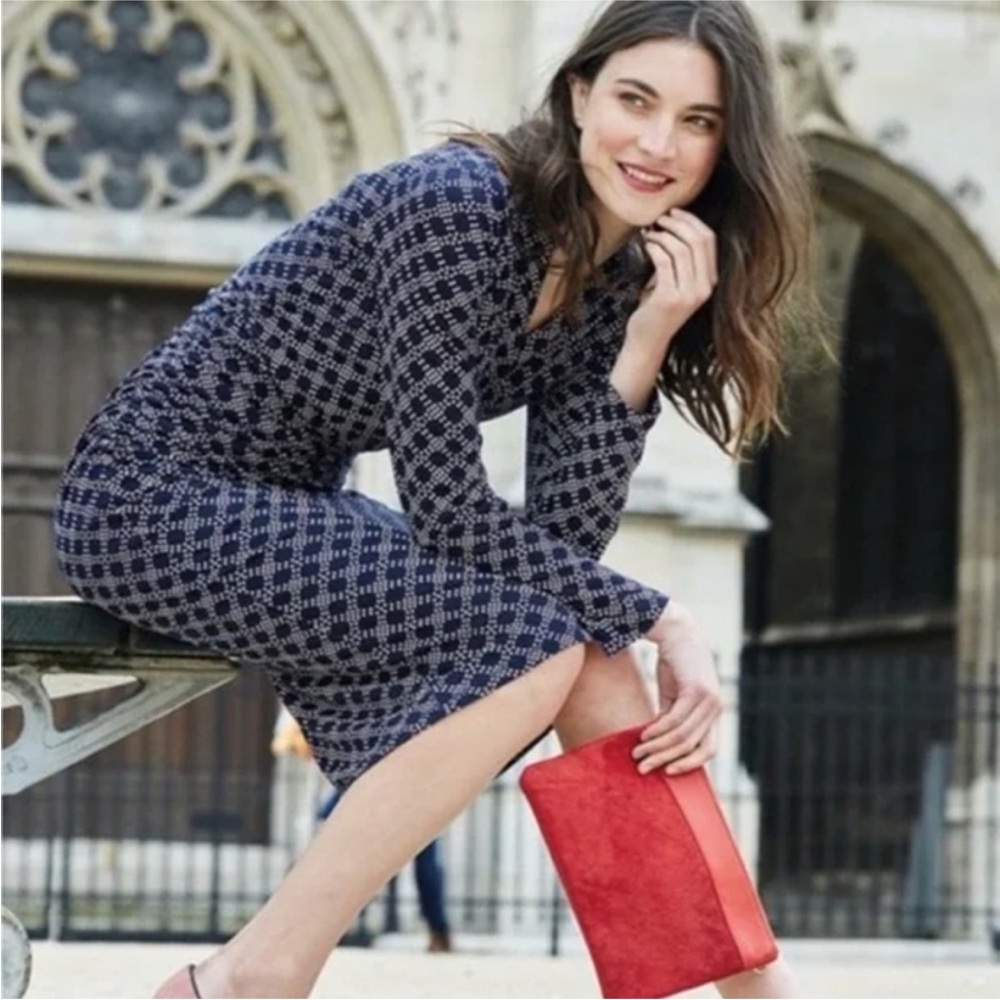 Elegant Navy Patterned Dress